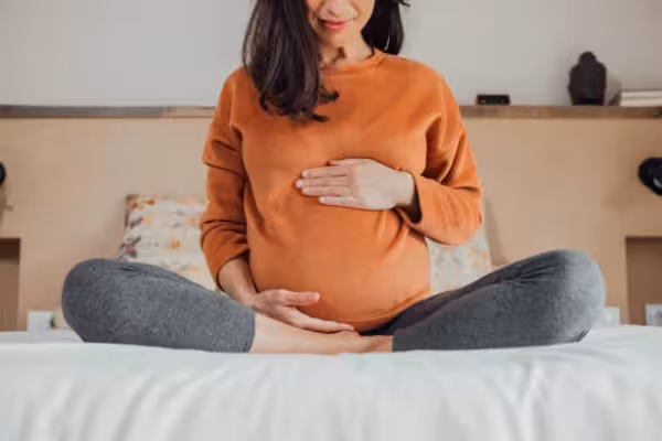 Suivi de grossesse avec échographies et consultations obstétricales